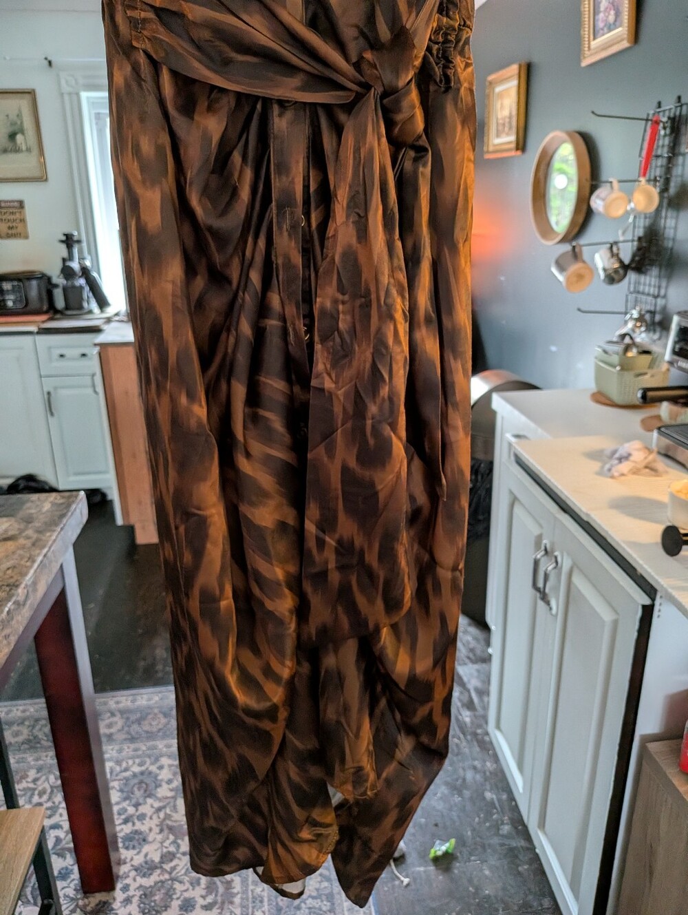 NWT* Betsey Johnson Ruched Button-Down Animal Print Hi Lo Belted Gown Size Small - Picture 6 of 16